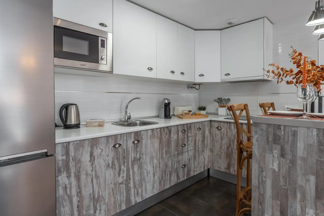 Tuguest Postigo I Catedral Apartment - Free Parking Granada Spain
