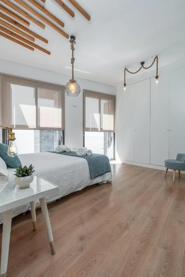 Tuguest Postigo I Catedral Apartment - Free Parking Granada Spain